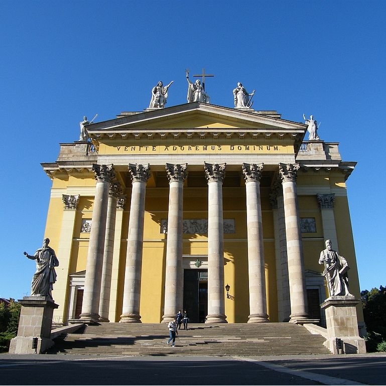 Cathedral Basilica of St. John the Apostle, Eger